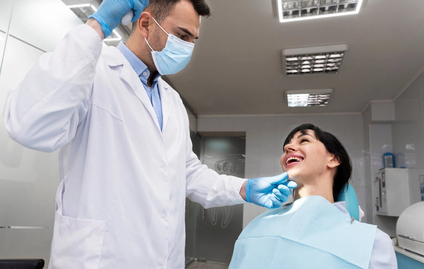 Dental İmplant Sonrası İyileşme Sürecinde Dikkat Edilmesi Gerekenler